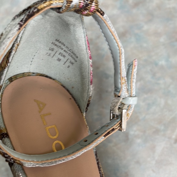 Aldo brocade sandals (sz 7.5) - Picture 8 of 12
